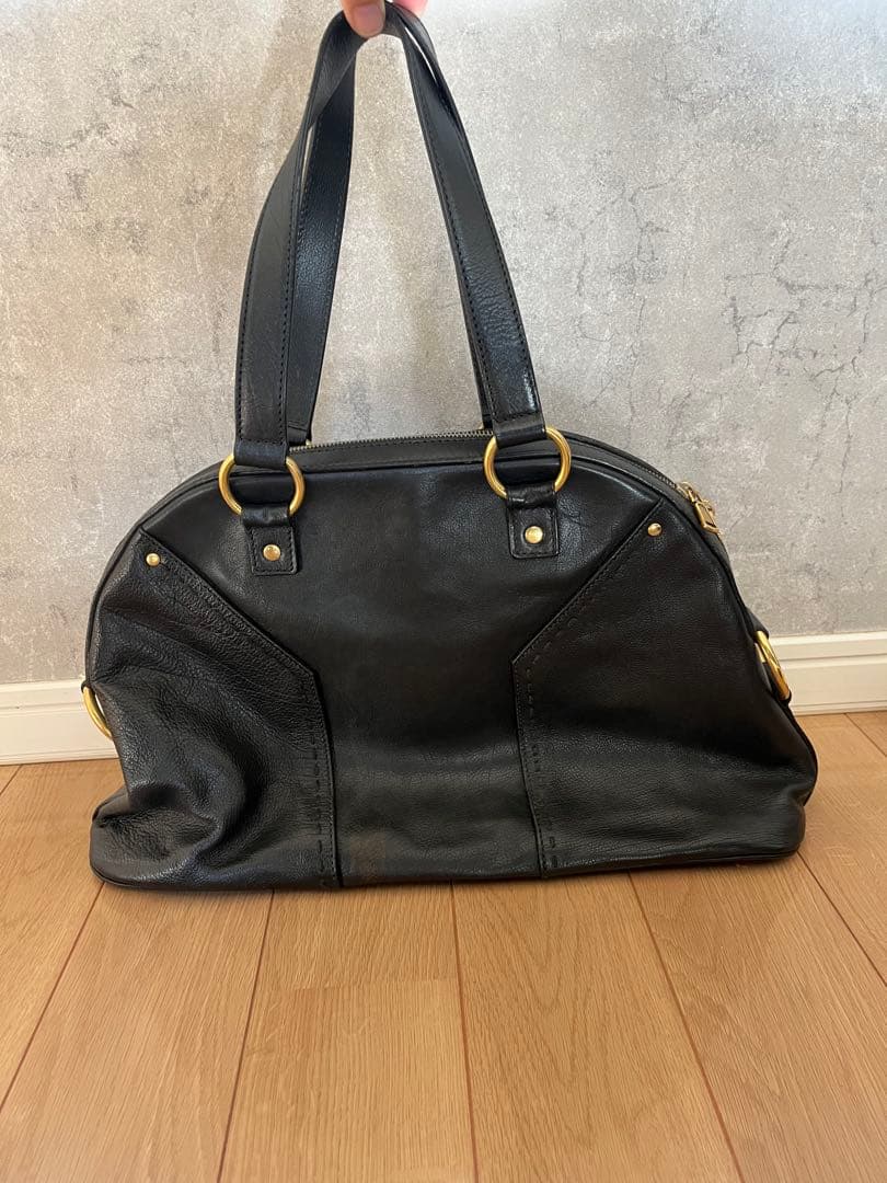 イヴ・サンローラン　ミューズバッグ　ブラック