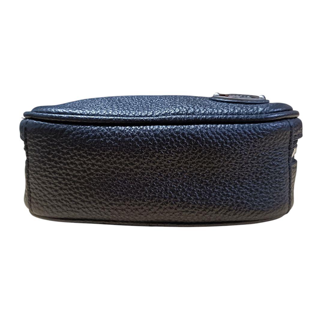 美品 ラコステ オリジンクロコ トップグレインレザースクエアショルダーバッグ