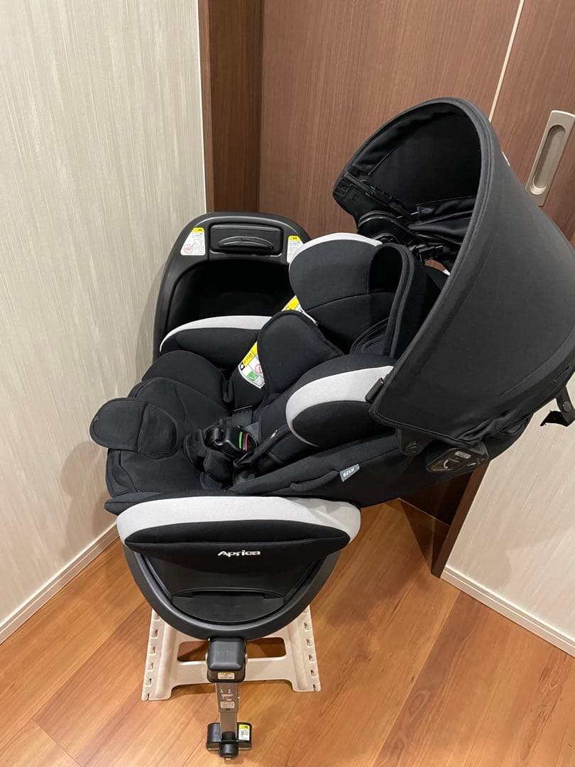 チャイルドシート AKO