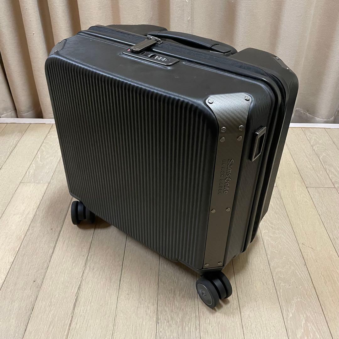 デメキン　サムソナイト　ブラックレーベル　4輪　キャリーケース　ファントム