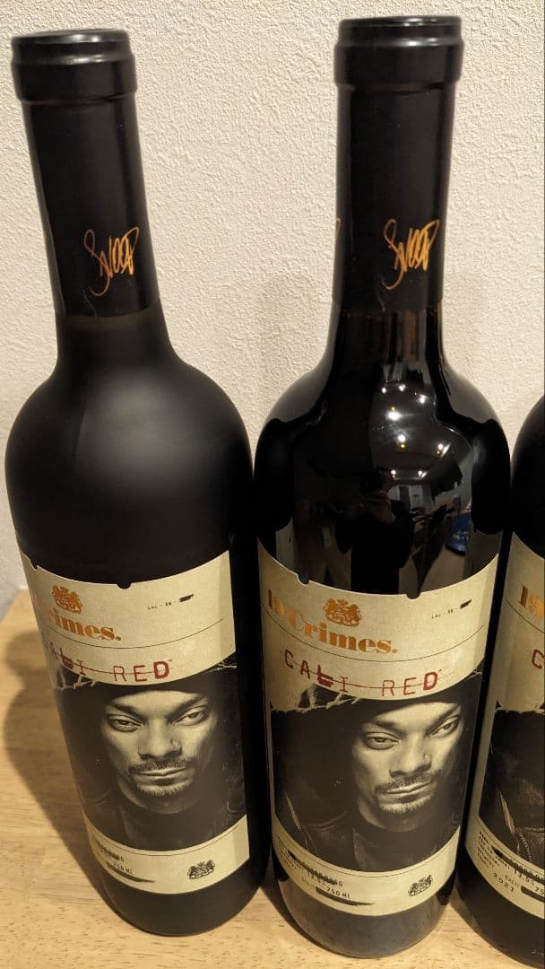 新ボトル 19 Crimes 赤ワイン Snoop Dogg 2本