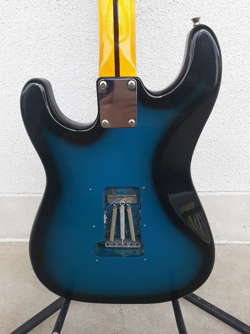最終値下げ加熱処理ＡＩＹストラトタイプエレキギターSSH青おすすめ