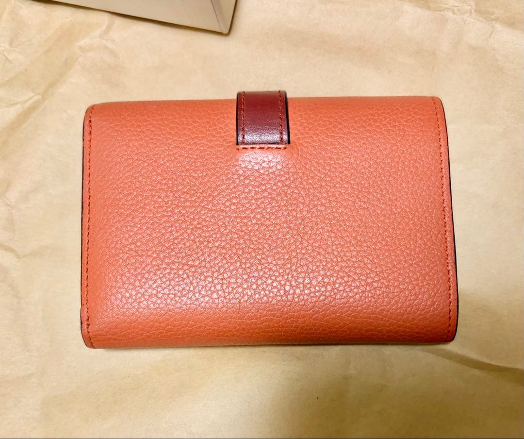 LOEWE オレンジ カーフスキン 三つ折り財布
