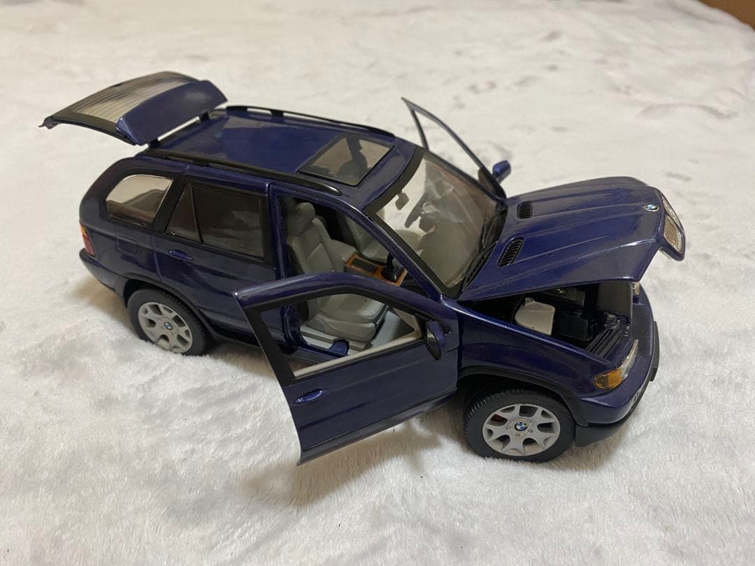 ミニカー ANSON BMW X5 1/18