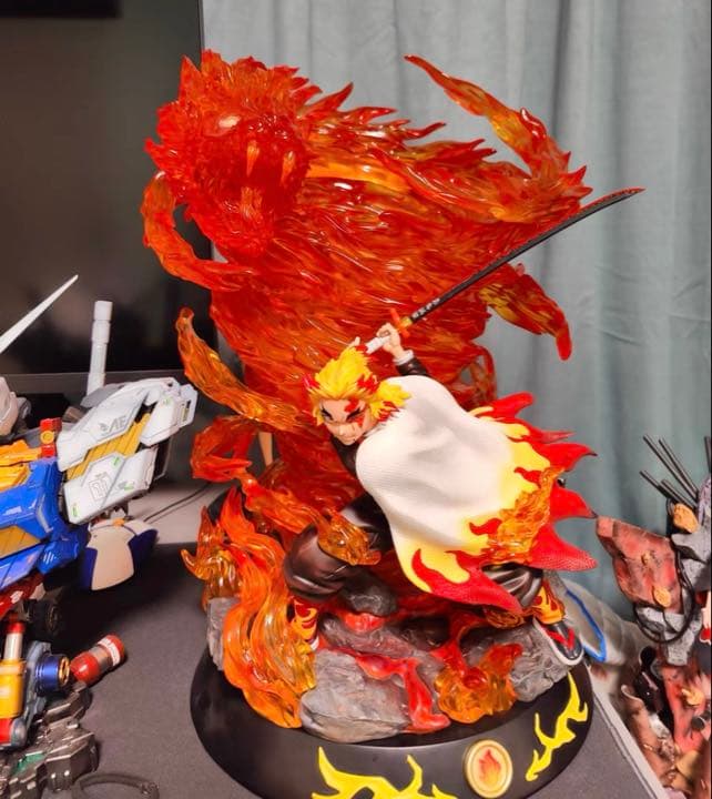 鬼滅の刃 炎柱 煉獄杏寿郎 フィギュア ガレージキット