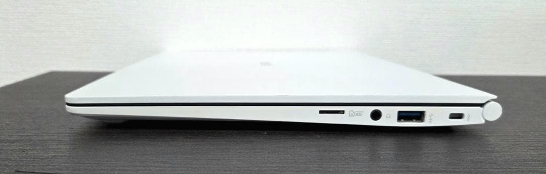 LG gram 13インチ/ i5 / 16G/ 512Gb / Win11