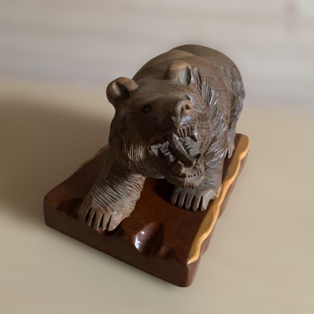 古民家インテリアにオススメ！　昭和時代の木彫りの熊