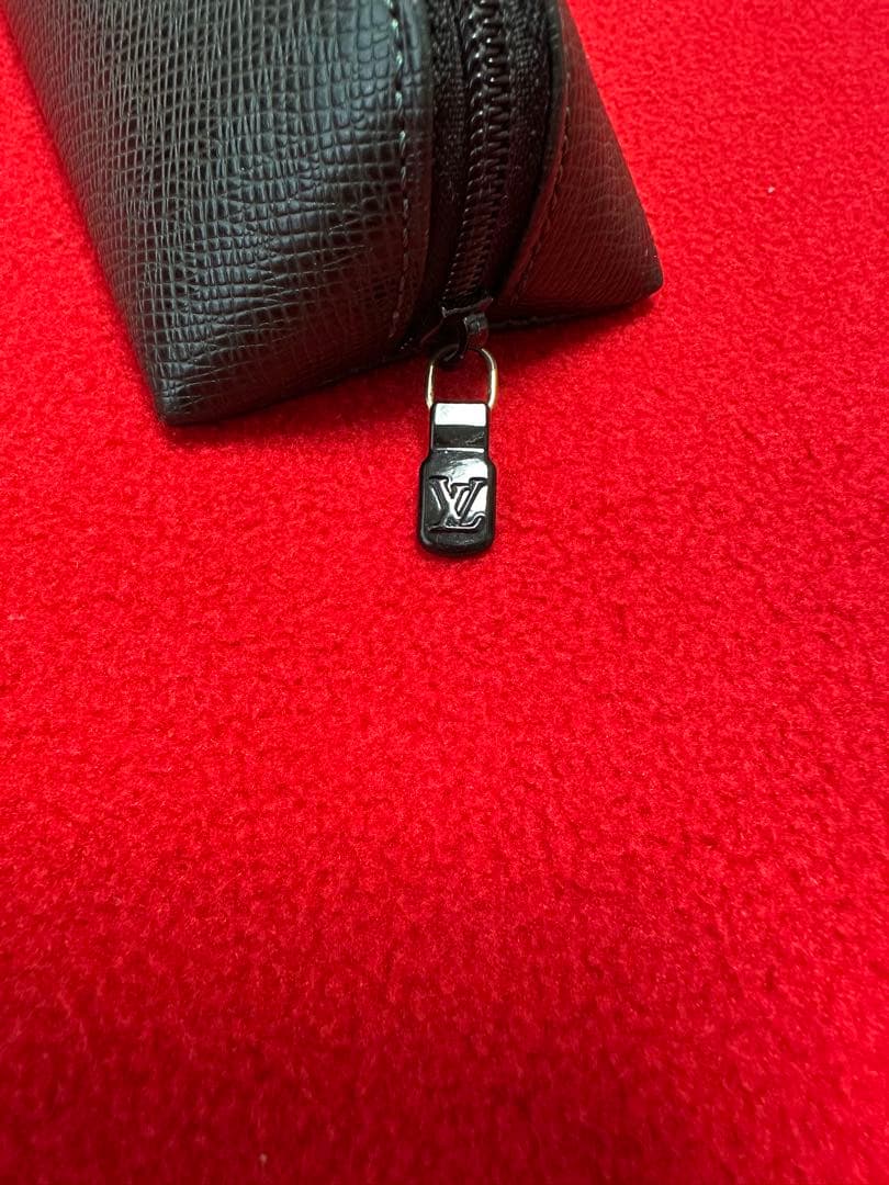 ✨超レア・販売終了品✨LOUIS VUITTON タイガ 『大型ペンケース』