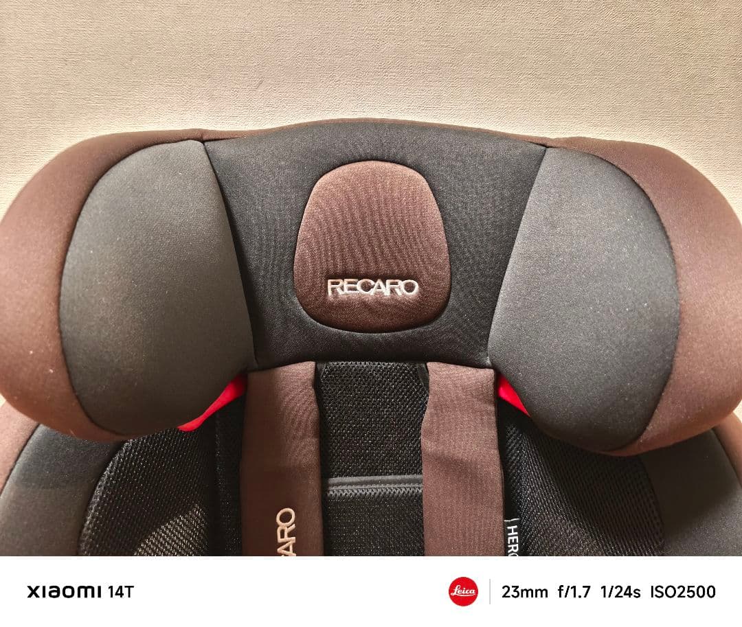 【美品】RECARO チャイルドシート ブラウン　上位機種　HERO搭載機種