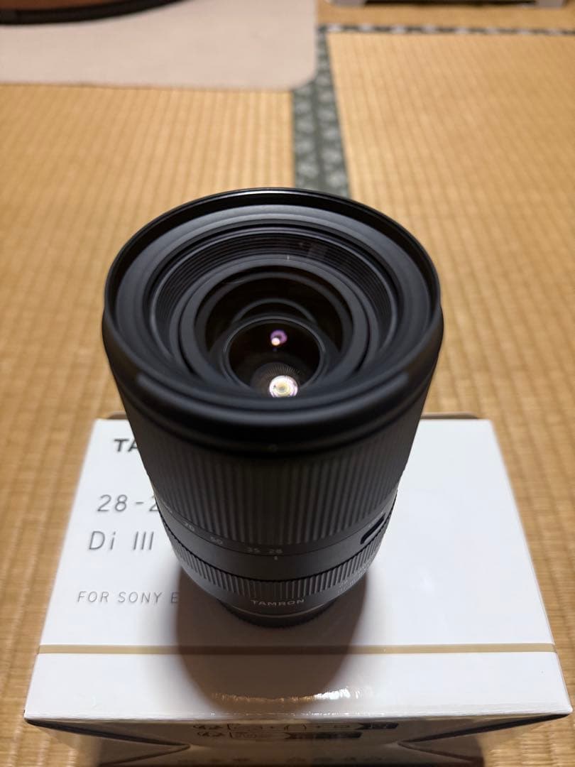 タムロン　レンズ　TAMRON 28-200mm フルサイズ　FEマウント