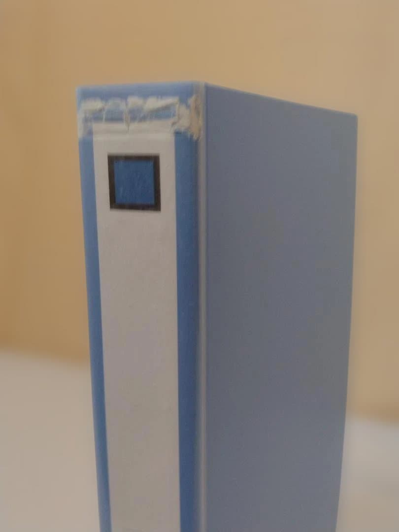 リングファイル　A4サイズ　140枚が77冊　450枚が2冊