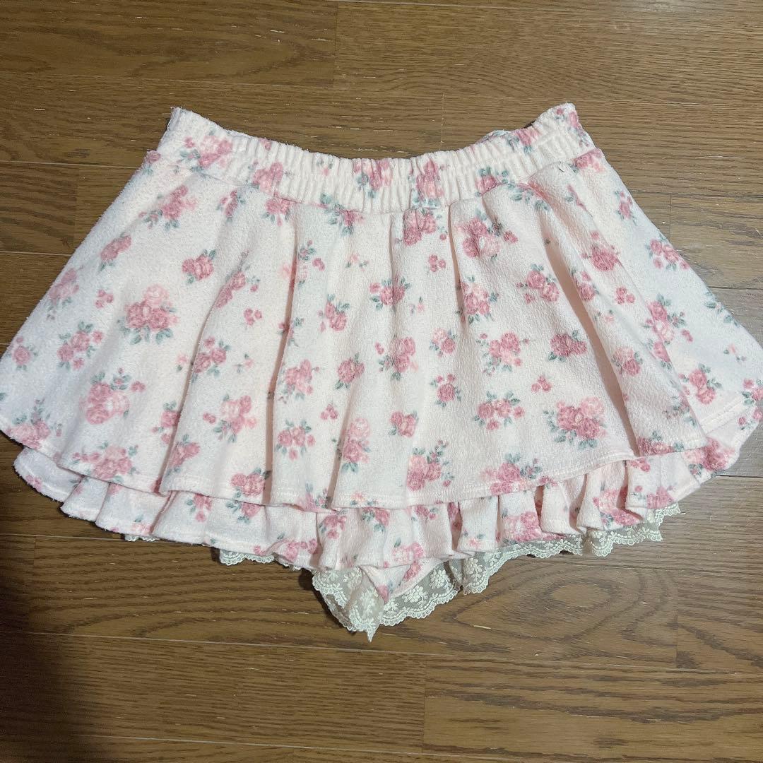 リズリサ　花柄　スカパン　ピンク