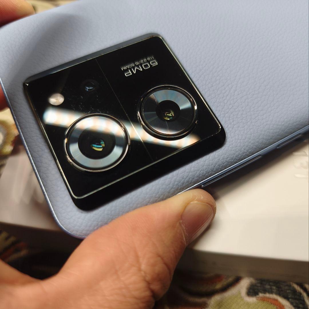 Xiaomi　13T　 XIG04　本体