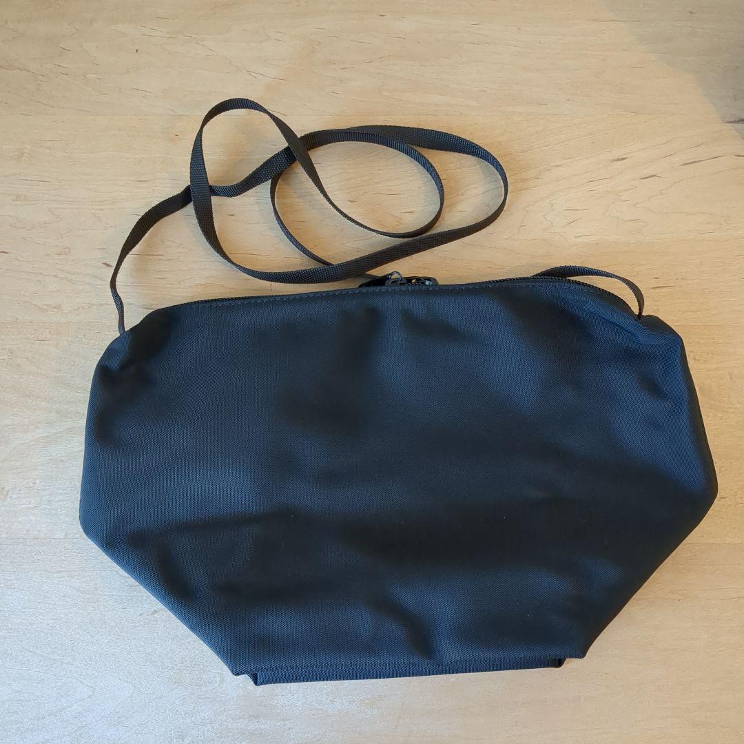 エルベシャプリエ　グリーンレーベル別注　ビッグポシェット　ブラック