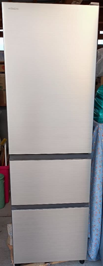 引き取り限定 綺麗な高年式 日立3ドア冷蔵庫
