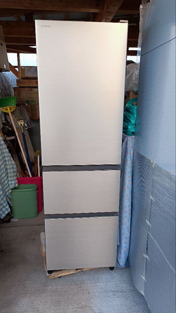 引き取り限定 綺麗な高年式 日立3ドア冷蔵庫