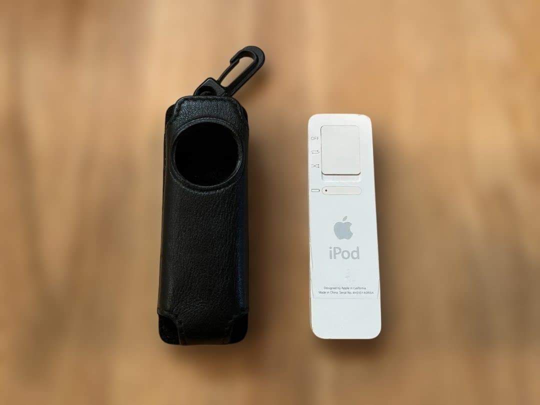 Apple iPod shuffle 第1世代 レザーケース付き