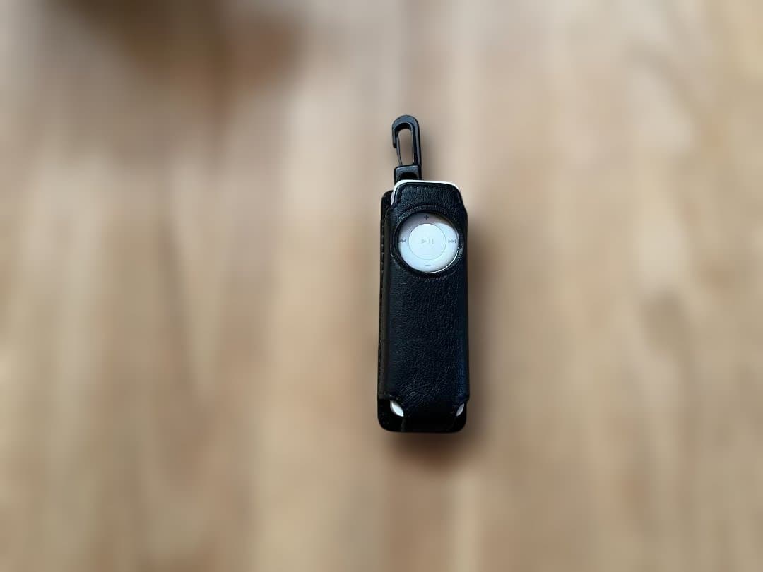 Apple iPod shuffle 第1世代 レザーケース付き