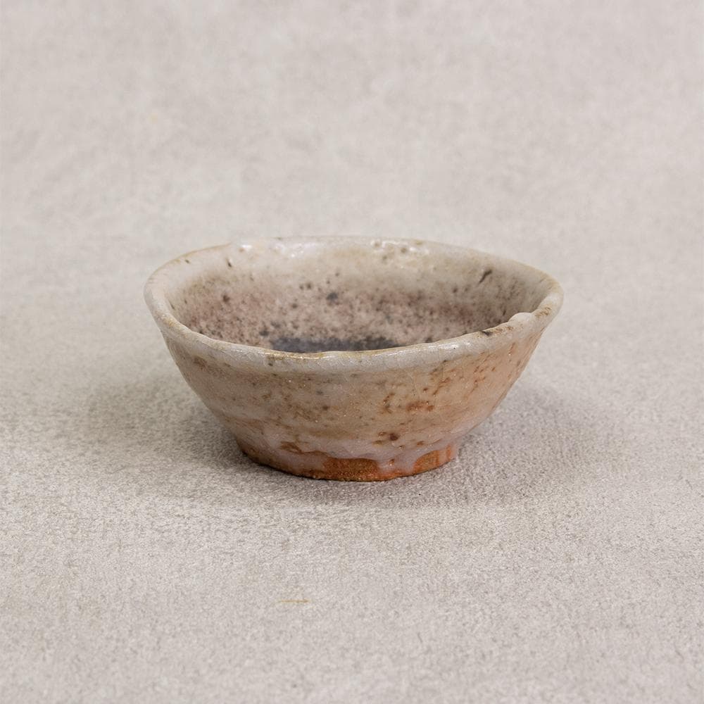 新美吉昭 志野 盃 ぐい呑み 共箱 酒器