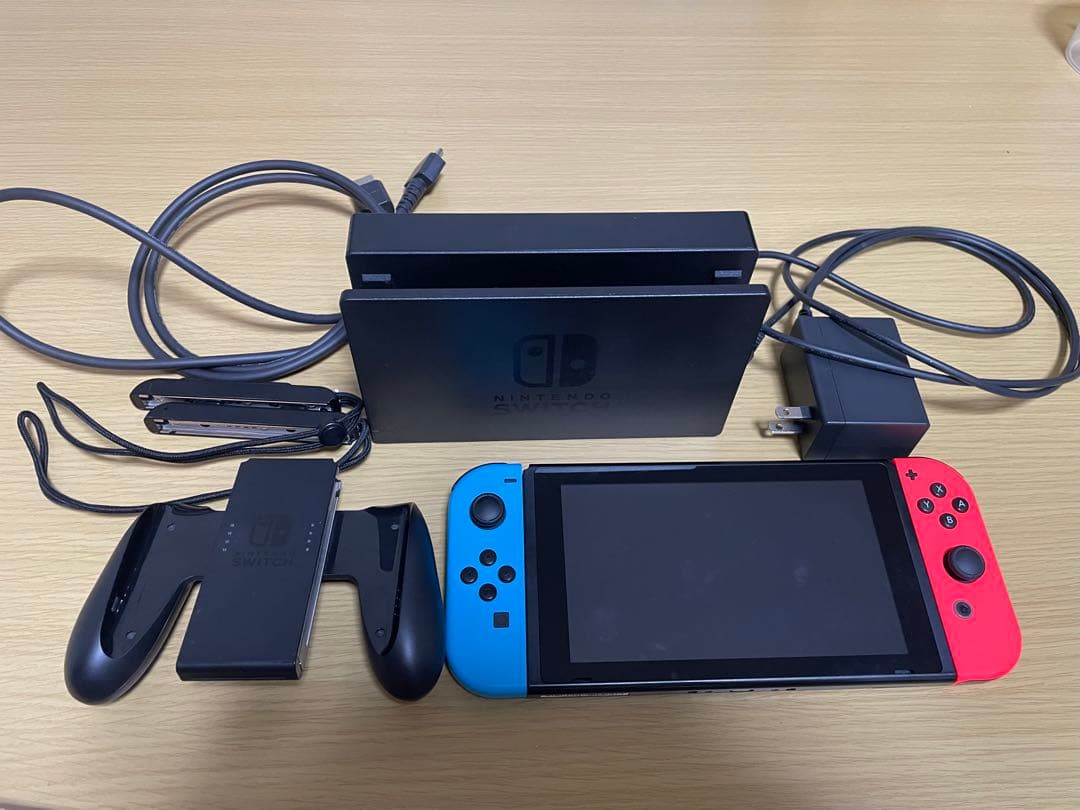 Nintendo Switch 本体 青/赤 Joy-Con付き(ジャンク品)