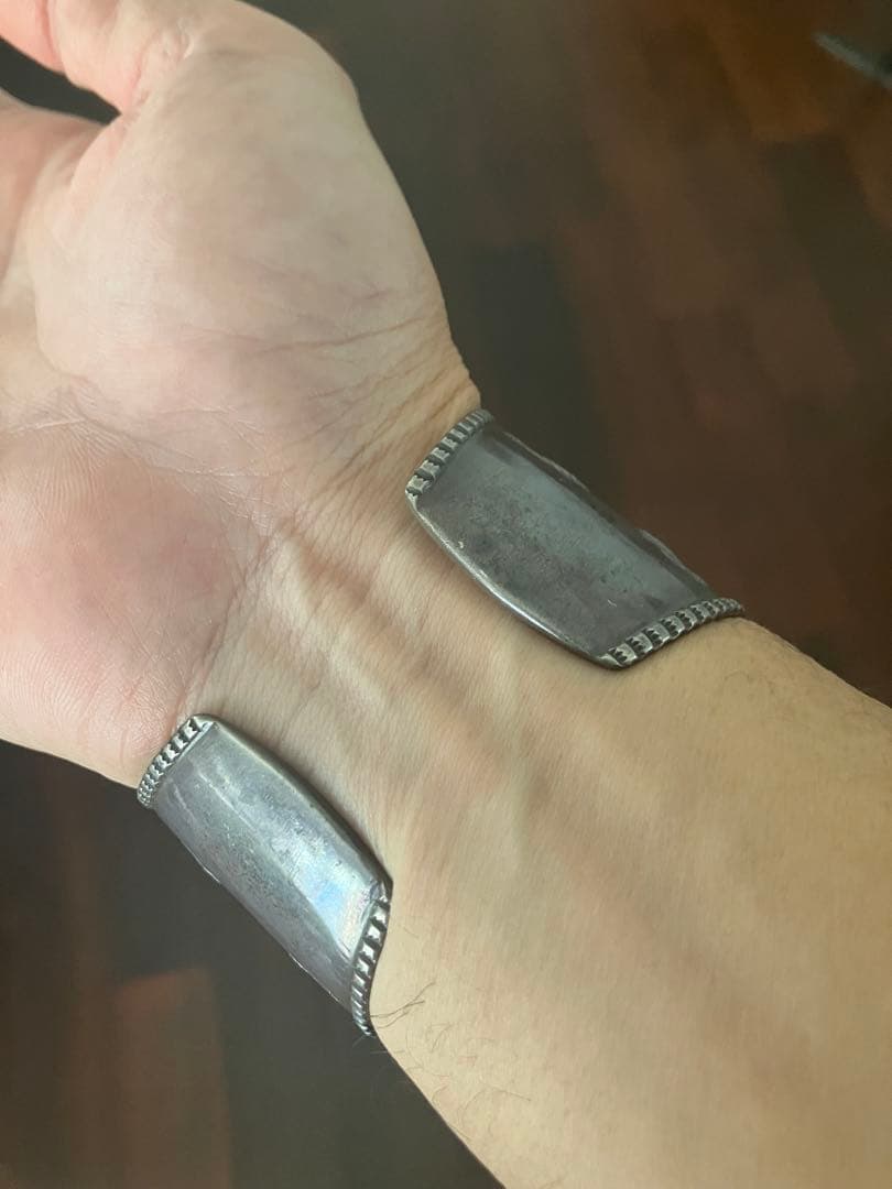 Perry Shorty ペリーショーティー シルバー バングル