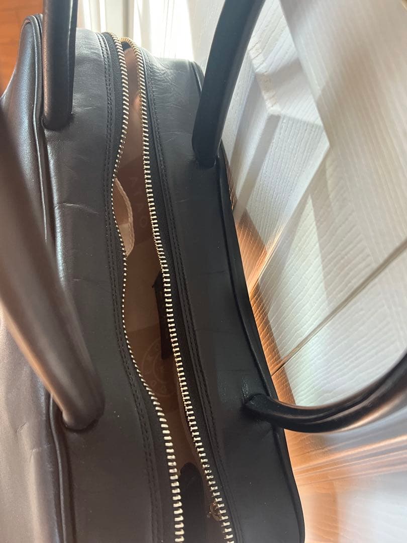 ATAO 黒 レザー ショルダーバッグ