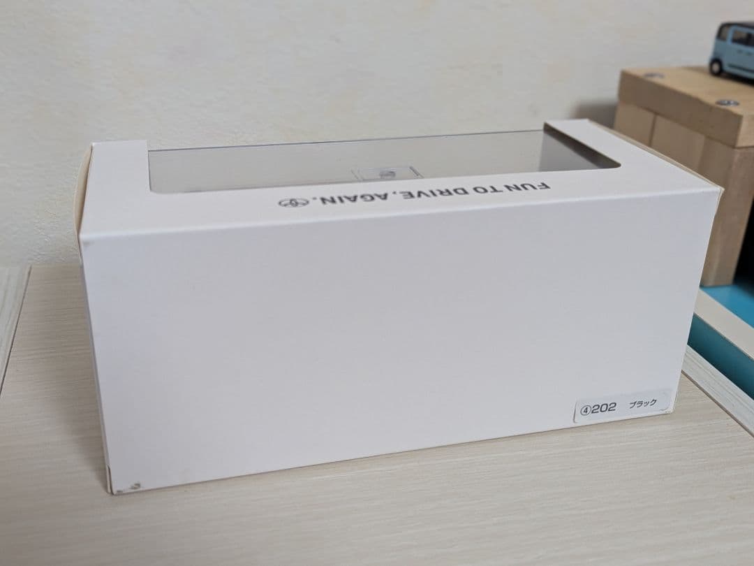 トヨタ ノア ミニカー 色見本 カラーサンプル