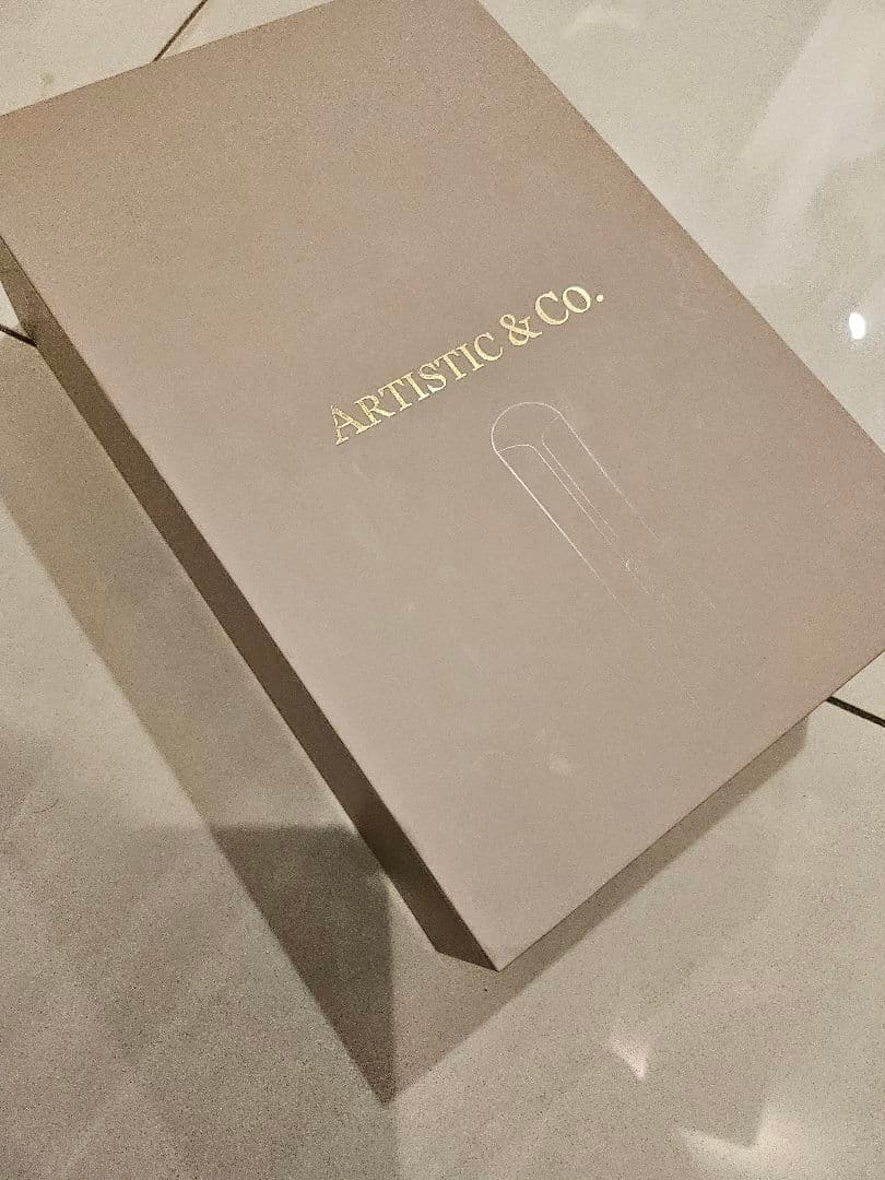 ボディ・フェイスケア artistic & co The Horuseye