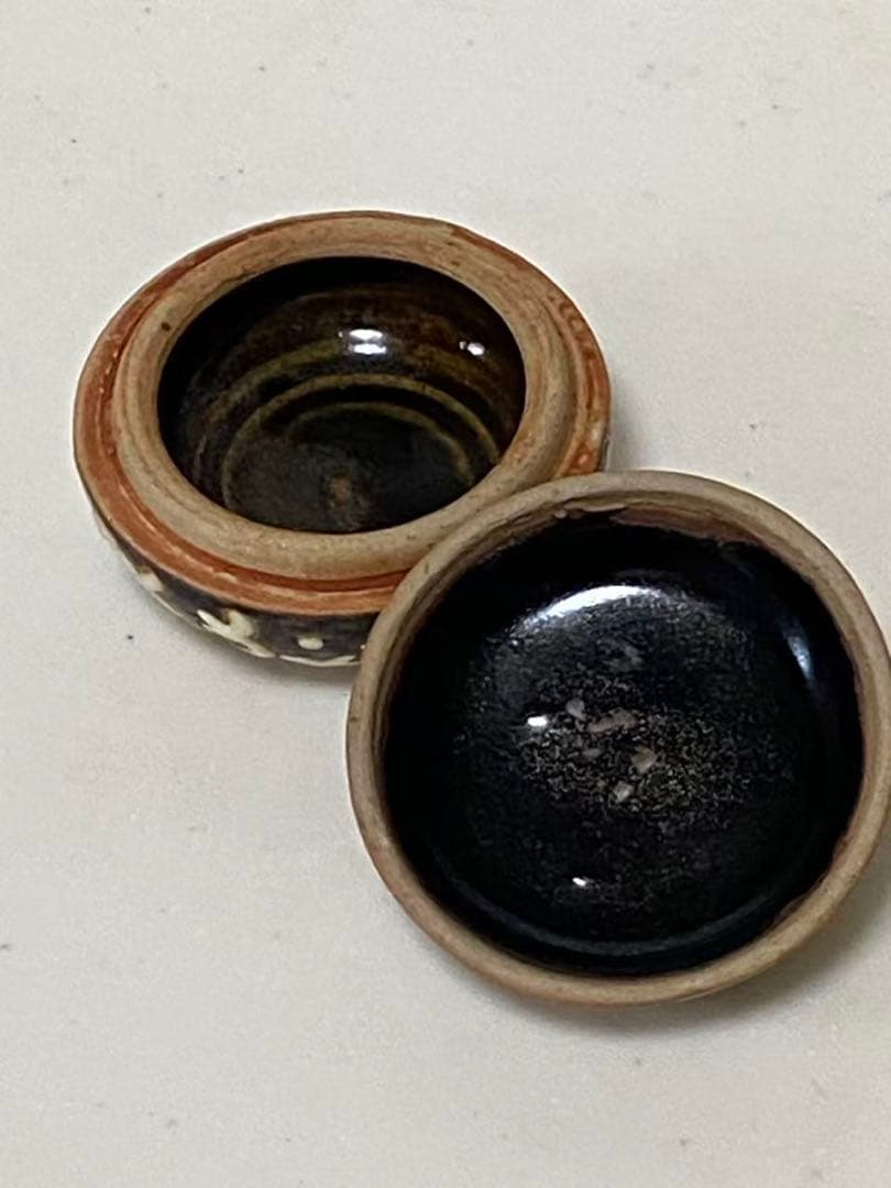 中国美術 磁州窯 白褐釉唐草文 柿香合 唐物 希 少品 古玩