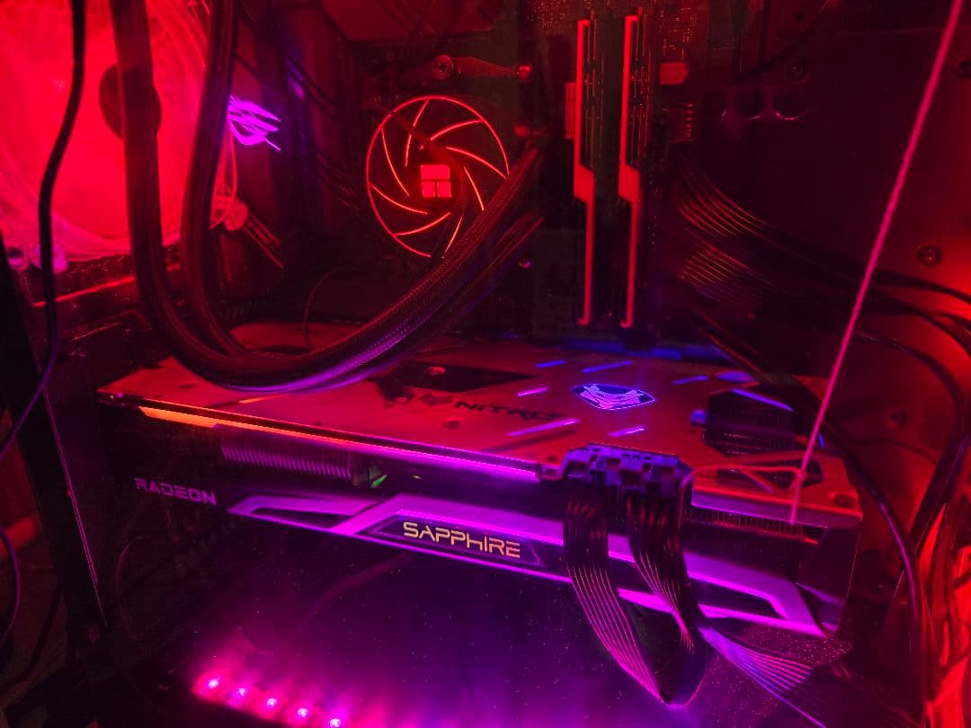 【中古、美品】AMD 6800xt 16GB Sapphire Nitro+