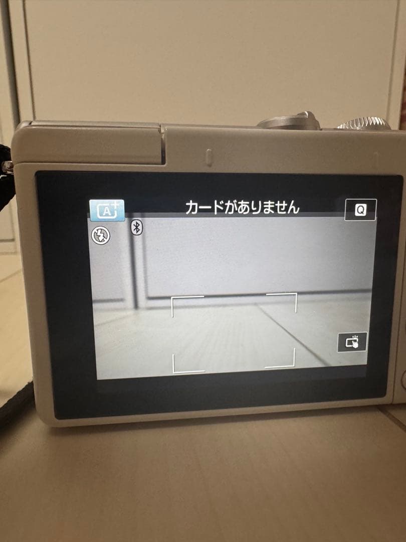 Canon キャノンEOS M100 レンズキット