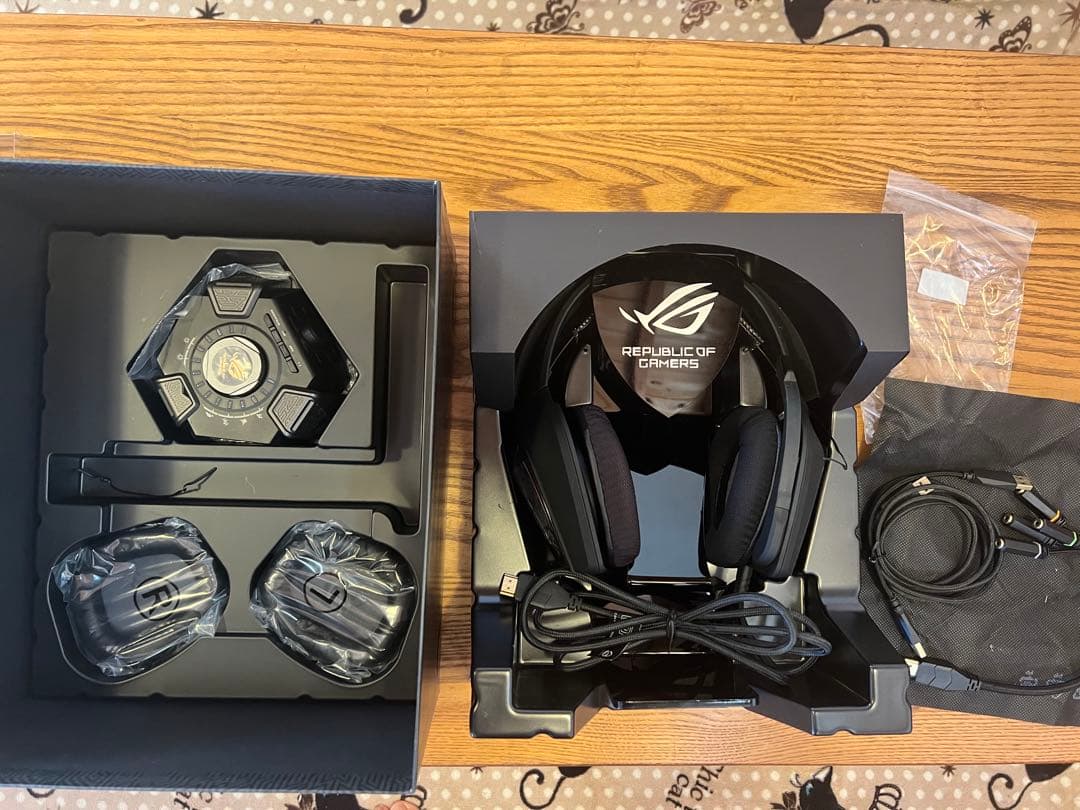 ROG CENTURION 7.1(ゲーミングヘッドホン)