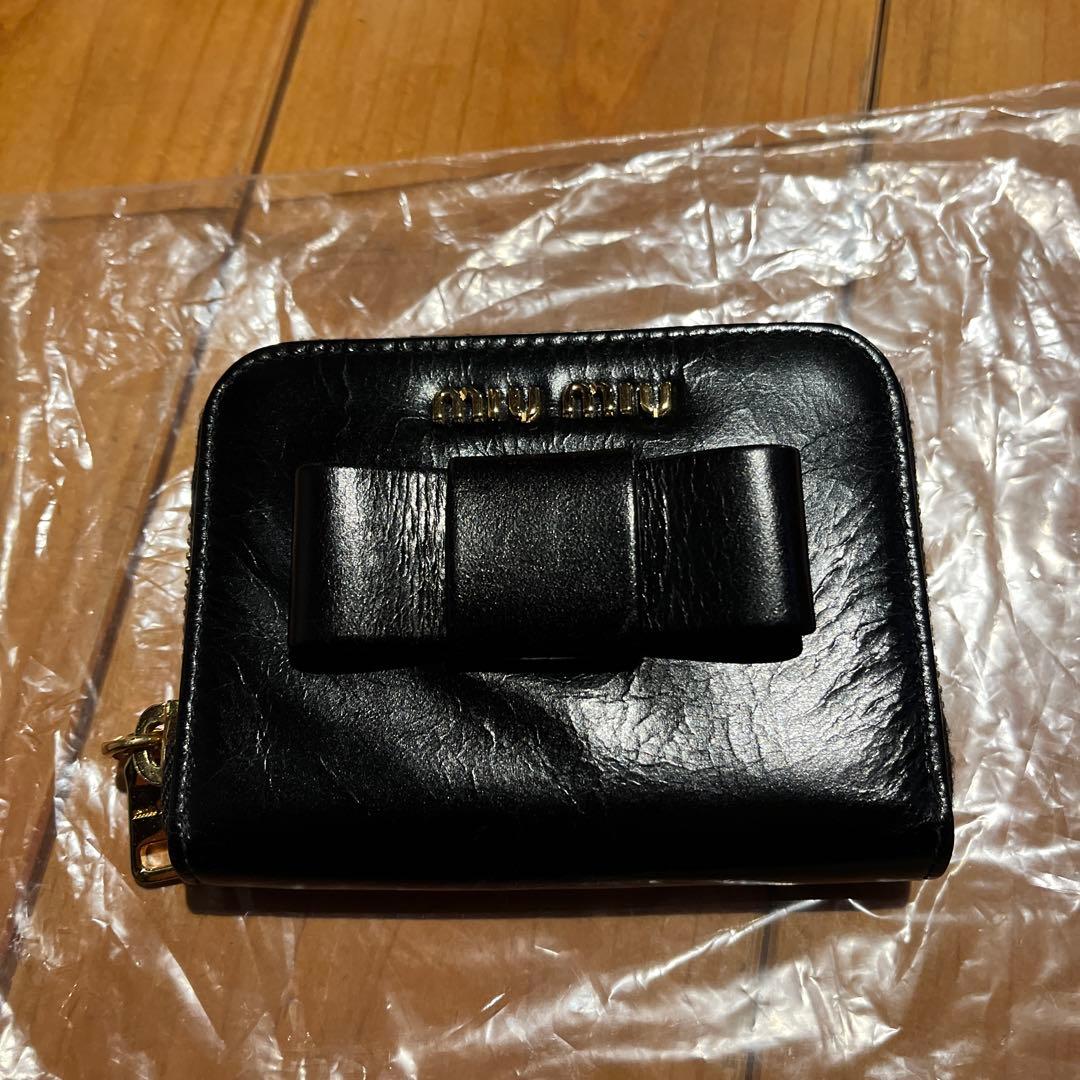 ミュウミュウ　小銭入れ