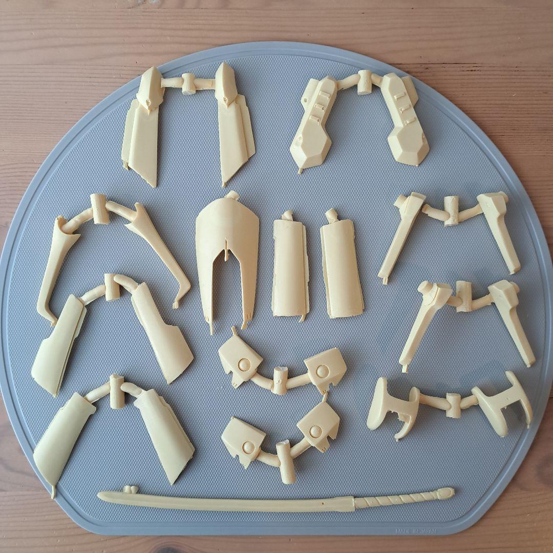 海洋堂 ファイブスター物語 1/72 シュペルター ガレージキット