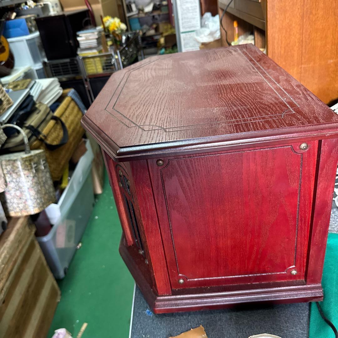 アンティーク調マルチプレイヤー（レコード・ＣＤ・テープ・FM/AMラジオ）