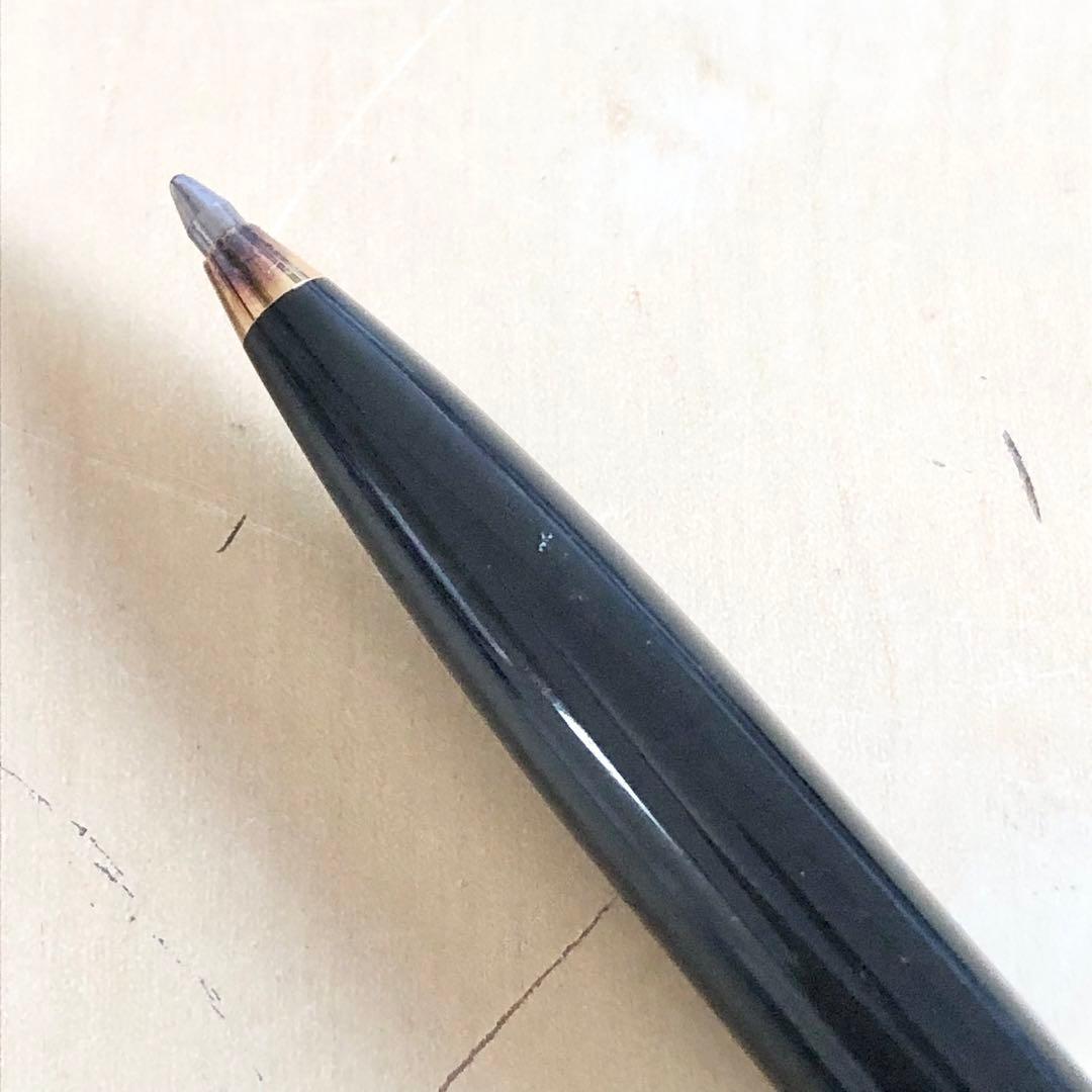 ペリカン スーベレーン ボールペン ツイスト式　芯入れに難あり