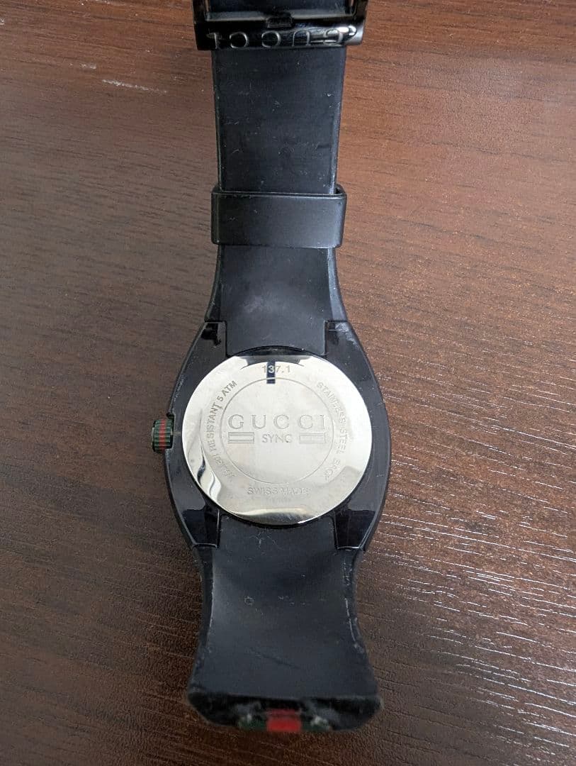 GUCCI sync 腕時計 ラバーシェリーライン
