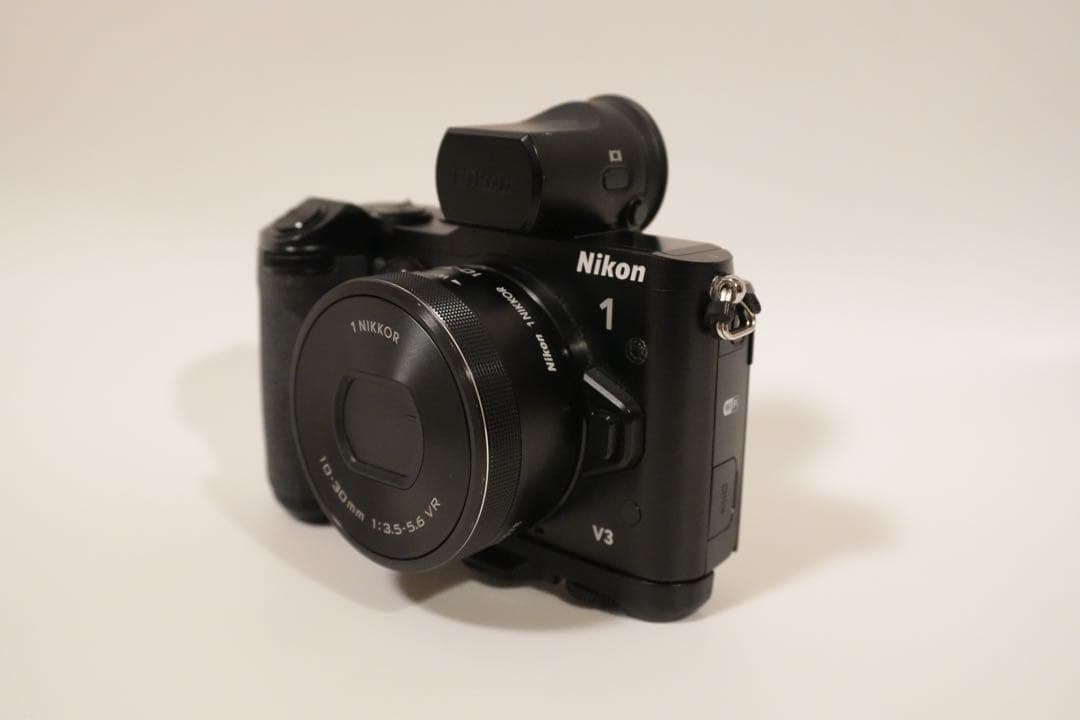 Nikon1 V3 カメラ純正バッテリー2個付き