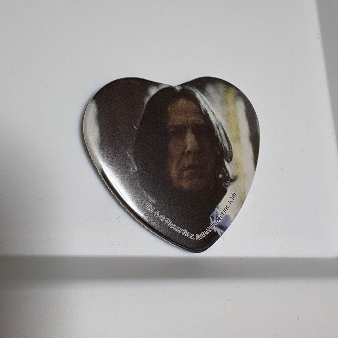 セブルス・スネイプ ハート缶バッジ