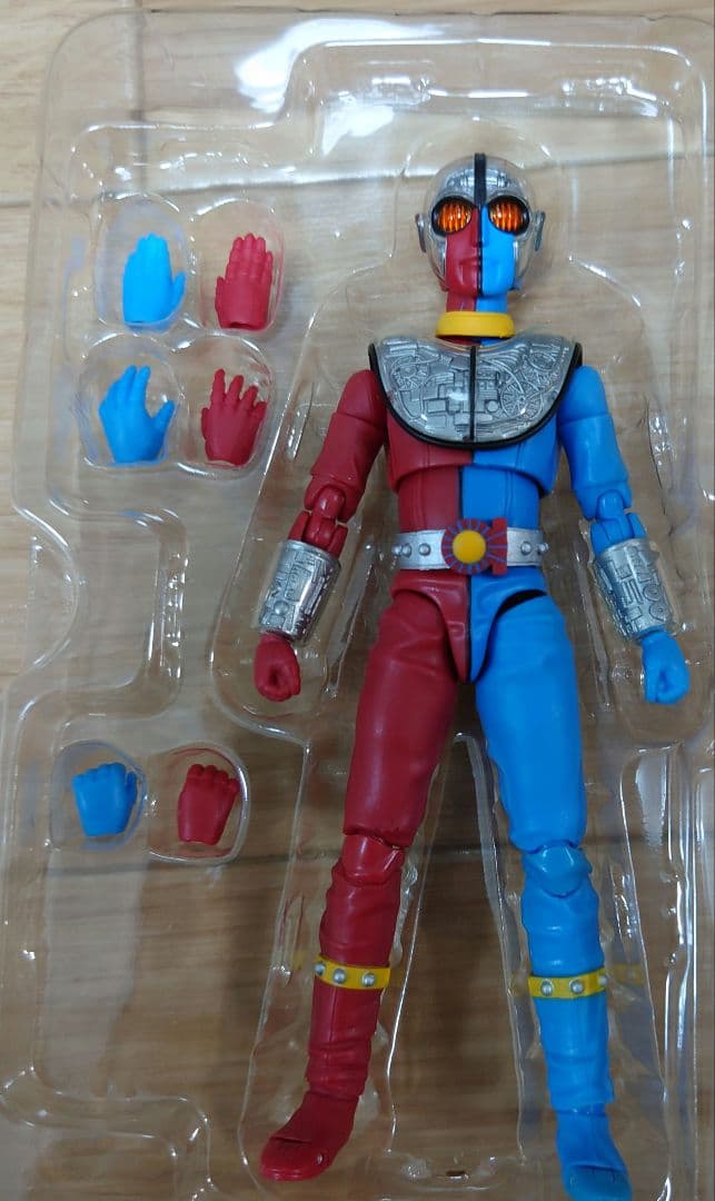 S.H.Figuartsキカイダー、キカイダー01、ハカイダー、白いカラスセット