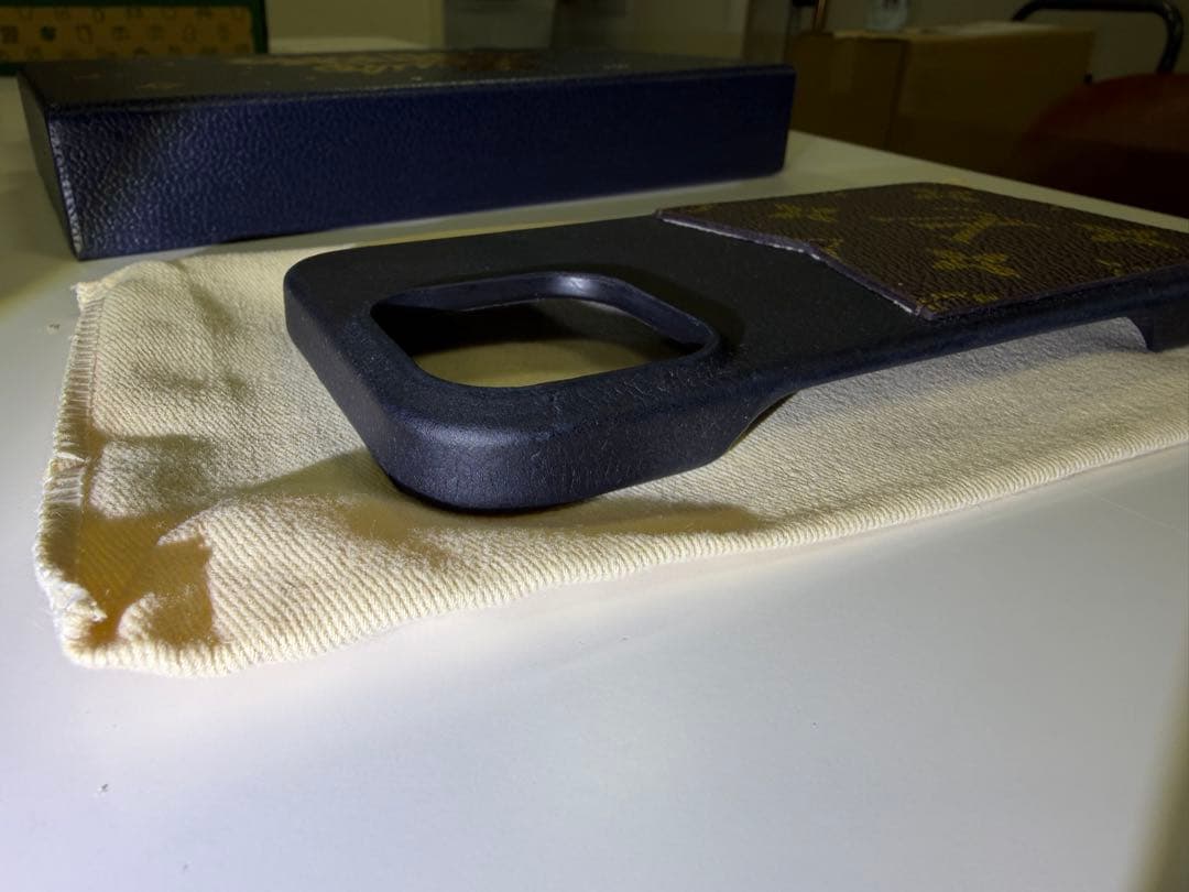 VUITTON iPhoneケース 16 PRO MAX モノグラム　正規品