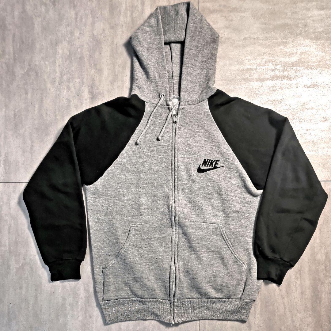 Nike VINTAGE70年代フルジップパーカー グレー/ブラック