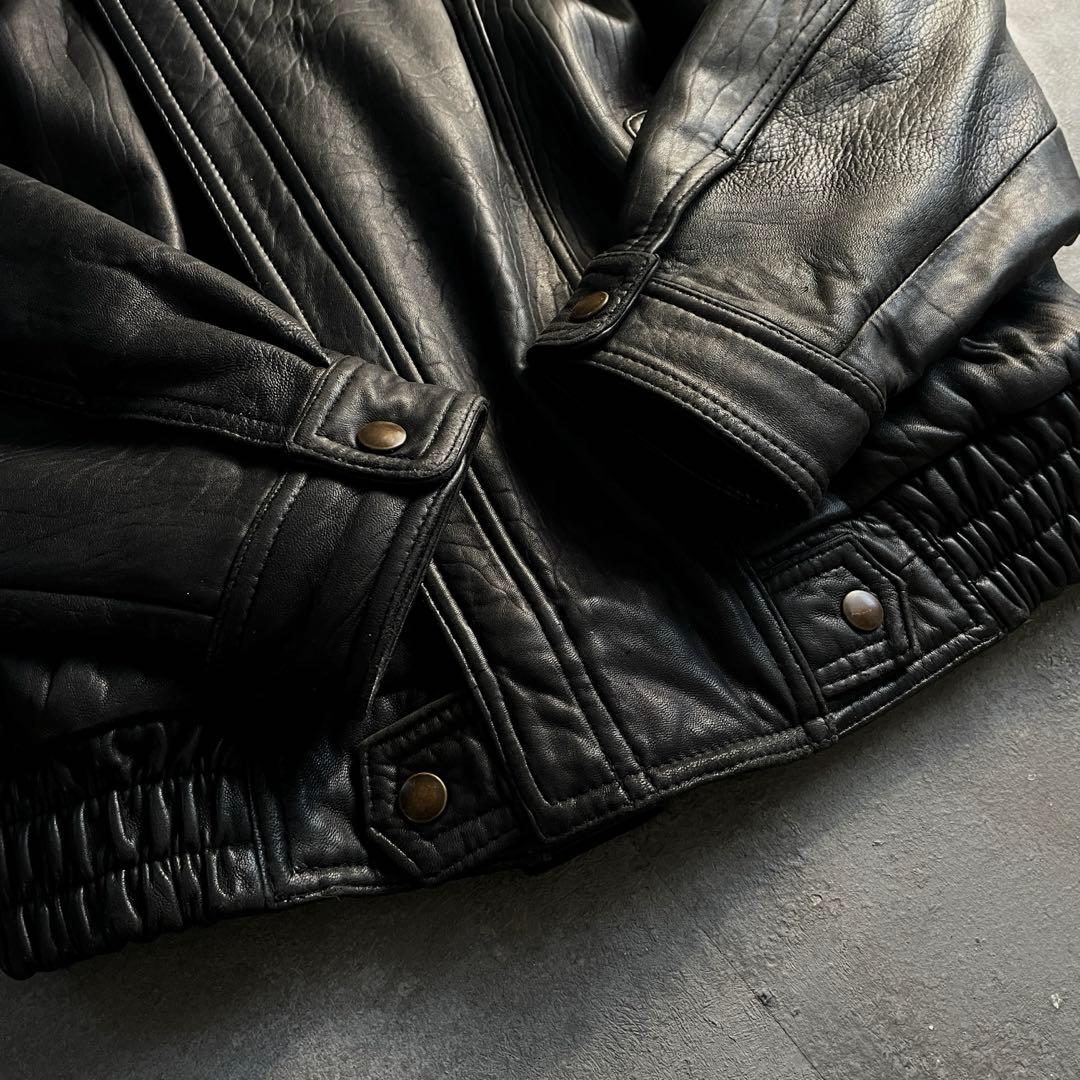 A-2“Wind shield“羊革“短丈“bomber jacket