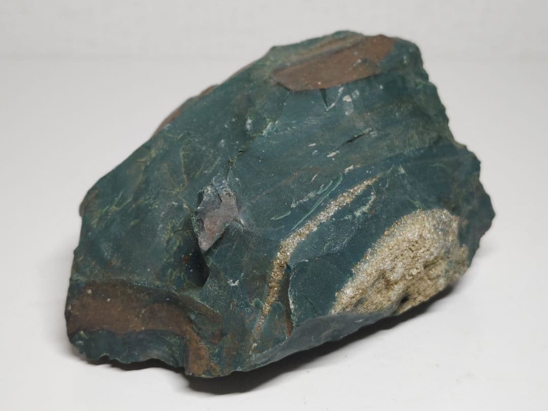 出雲石 835g 瑪瑙 ジャスパー 原石 鑑賞石 自然石 誕生石 鉱物 水石