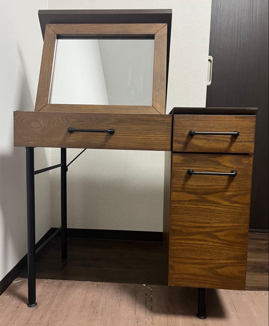 ロウヤ　ドレッサー　ブラウン