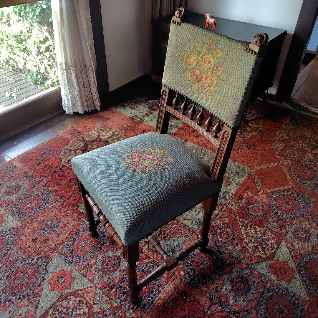 ベルギー　アンティーク　ナポレオン　チェア　プチポワンの椅子