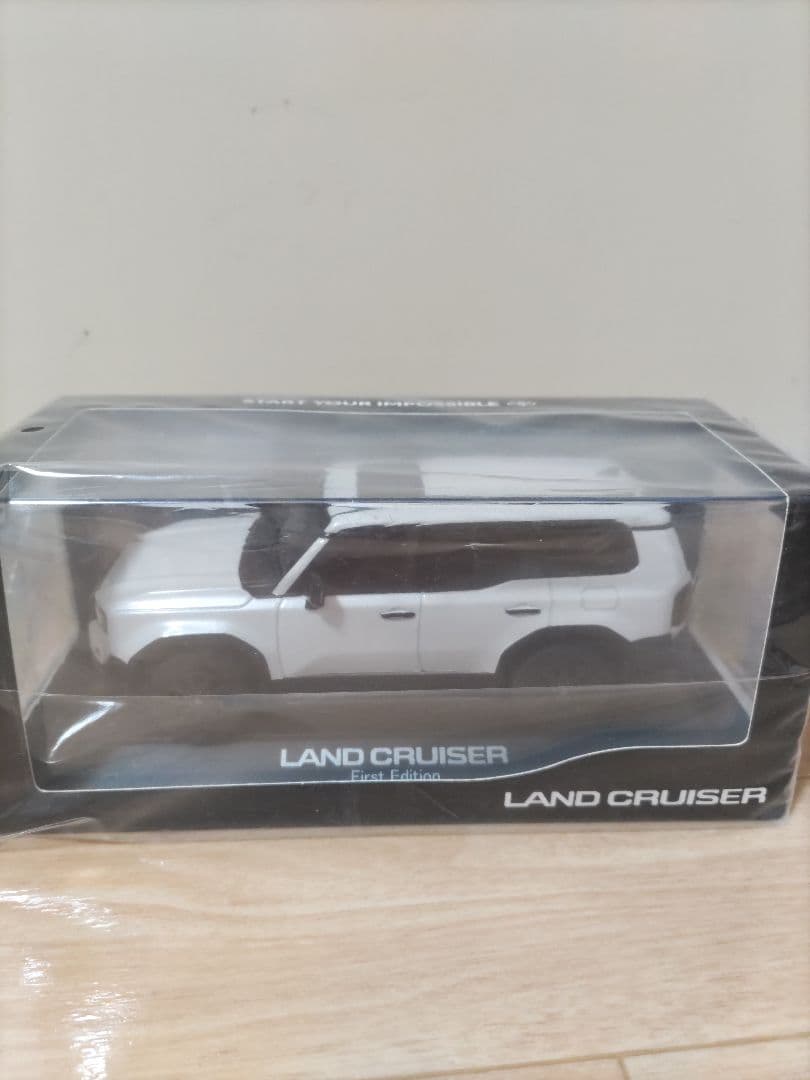 トヨタ ランドクルーザー ファーストエディション　ミニカー　非売品