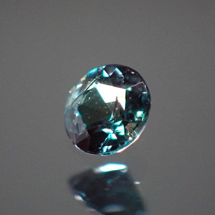 【ブラジル産】アレキサンドライト