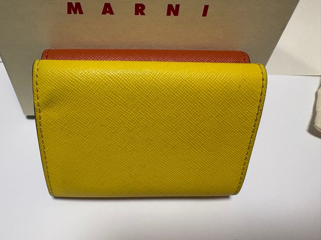 ※年末限定値下げ※MARNI 三つ折り財布 オレンジ/イエロー