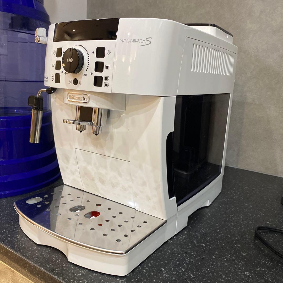 デロンギ　マグニフィカS